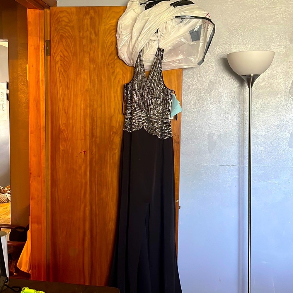 Cachet size 12 black formal dress